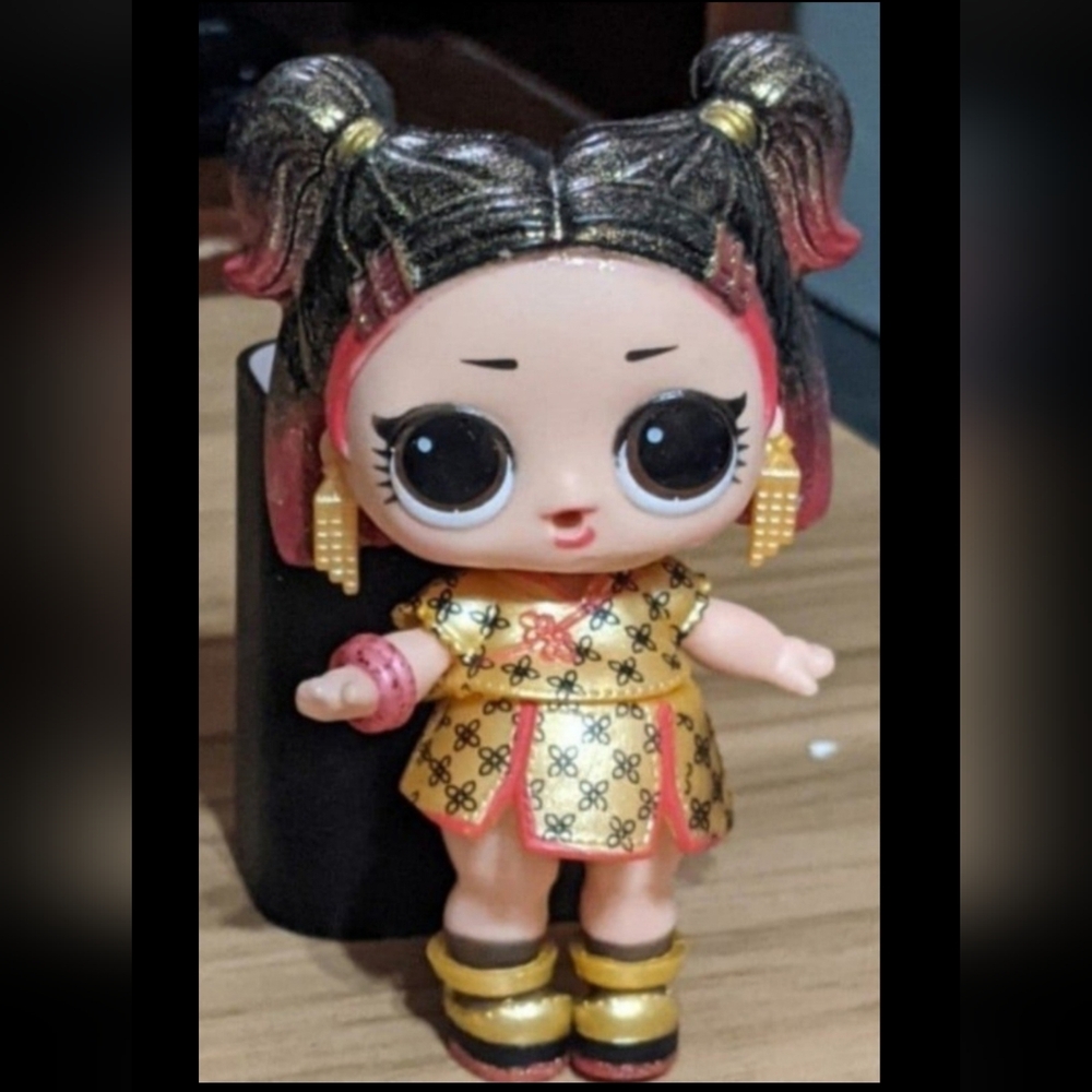 Gold & Black Girls' Fashion Doll with Pink Accents